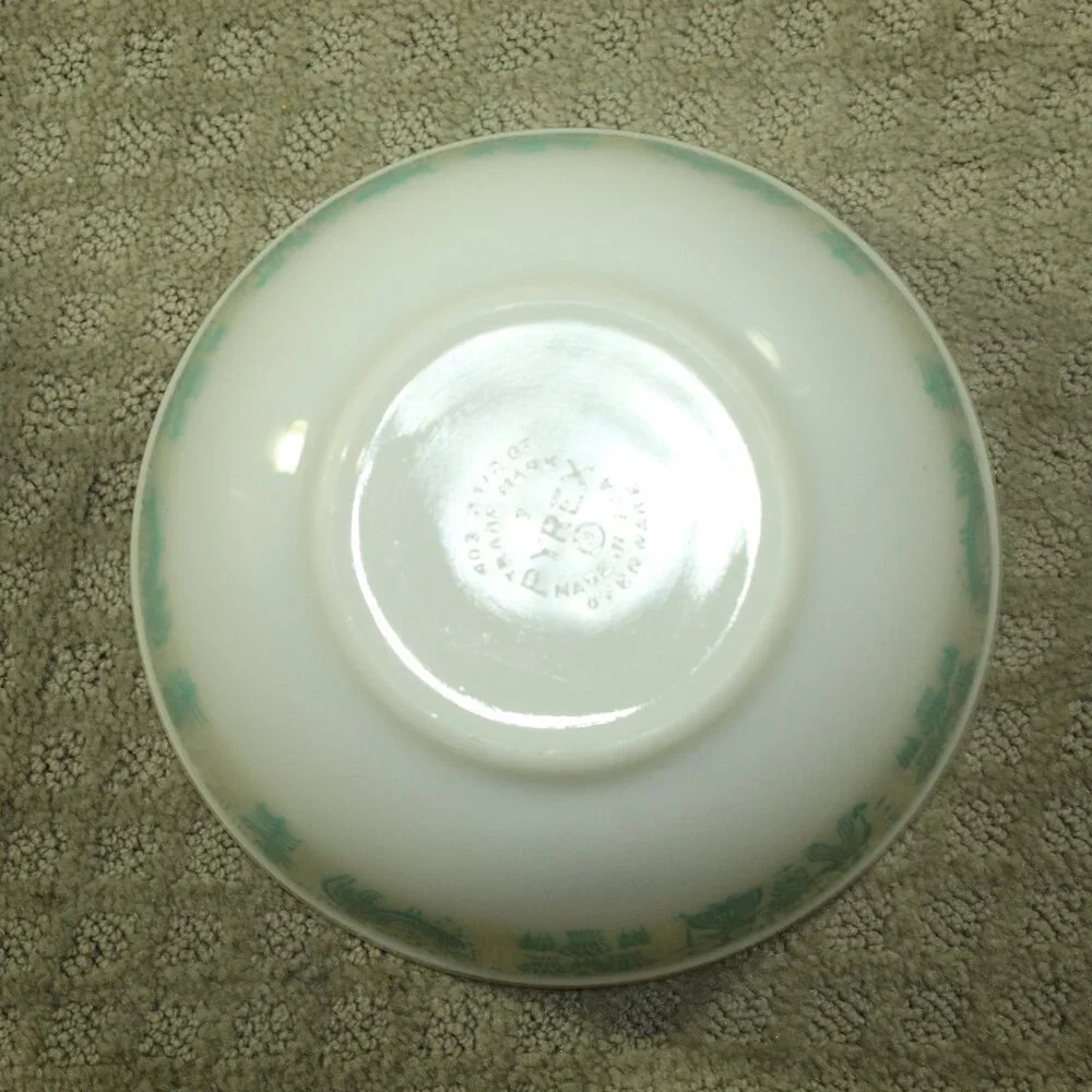 PYREX Amish Butterprint 3 Pc Mixing Bowl  White/Turquoise 401 - 403